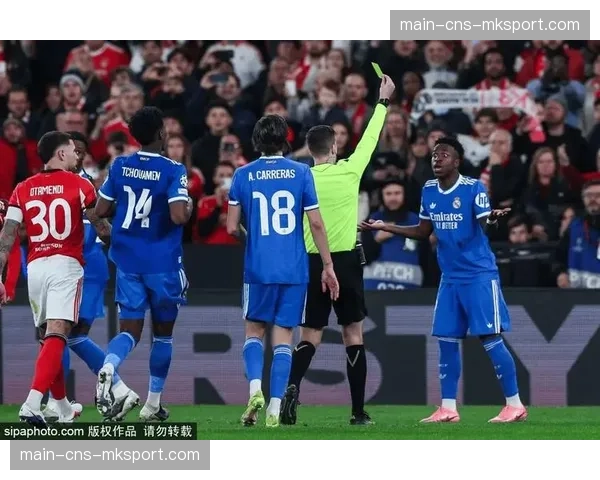 焦点瞬间：贝林厄姆长途奔袭60米助攻，威尼修斯推射空门